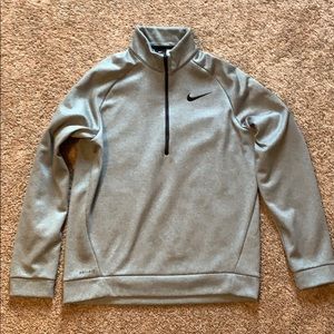 Gray Nike Men’s Pullover Sweatshirt